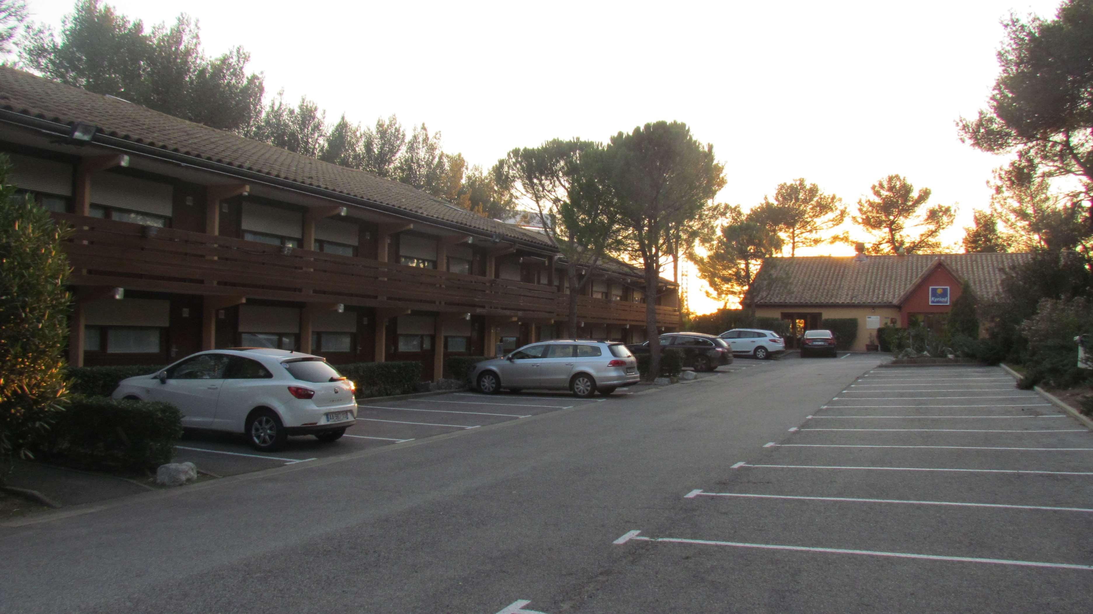 Kyriad Montpellier Nord Parc Euromedecine Saint-Clement-de-Riviere Exterior photo